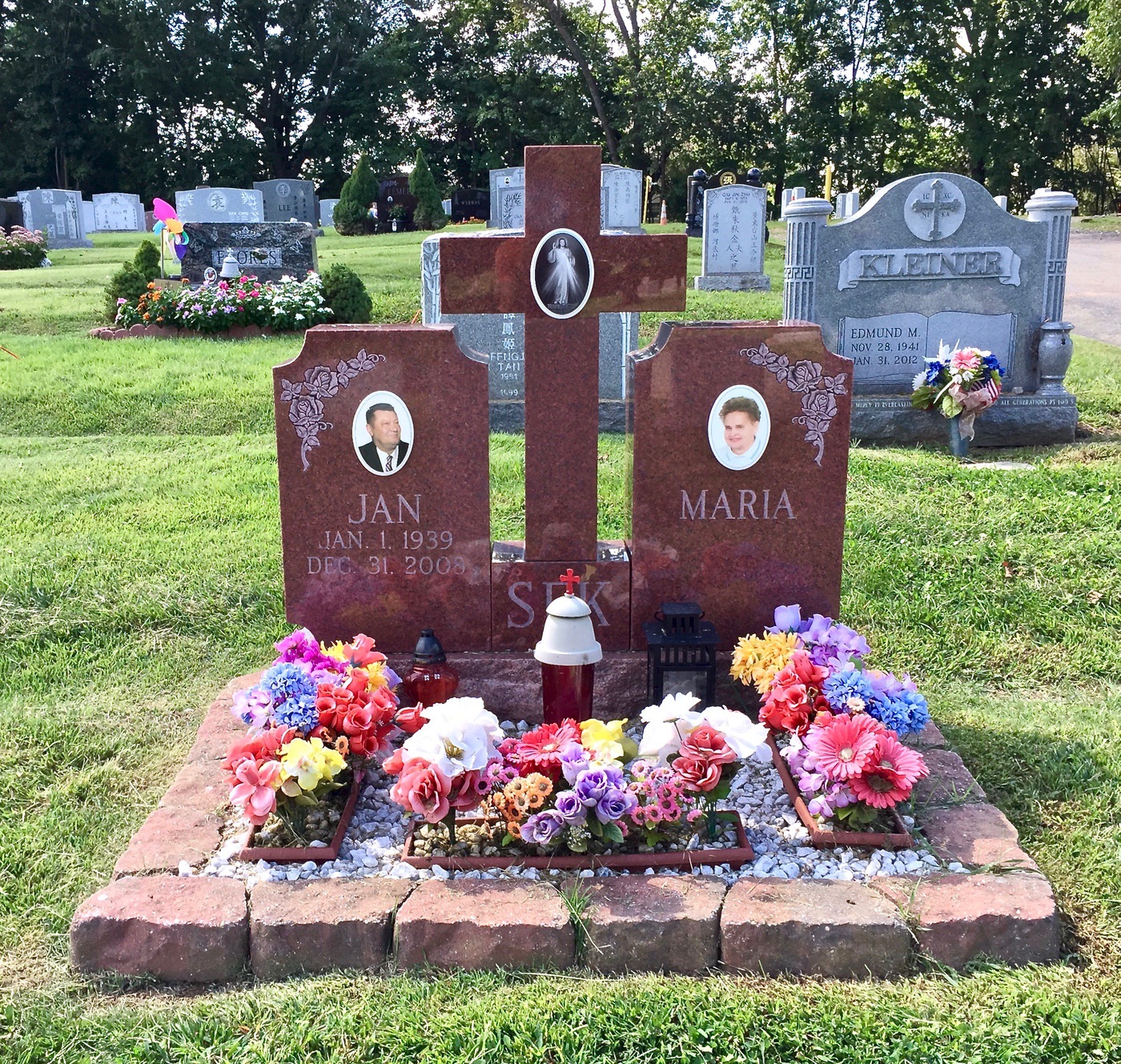 custom monument by Monroe Monuments in Northern New Jersey — example 8