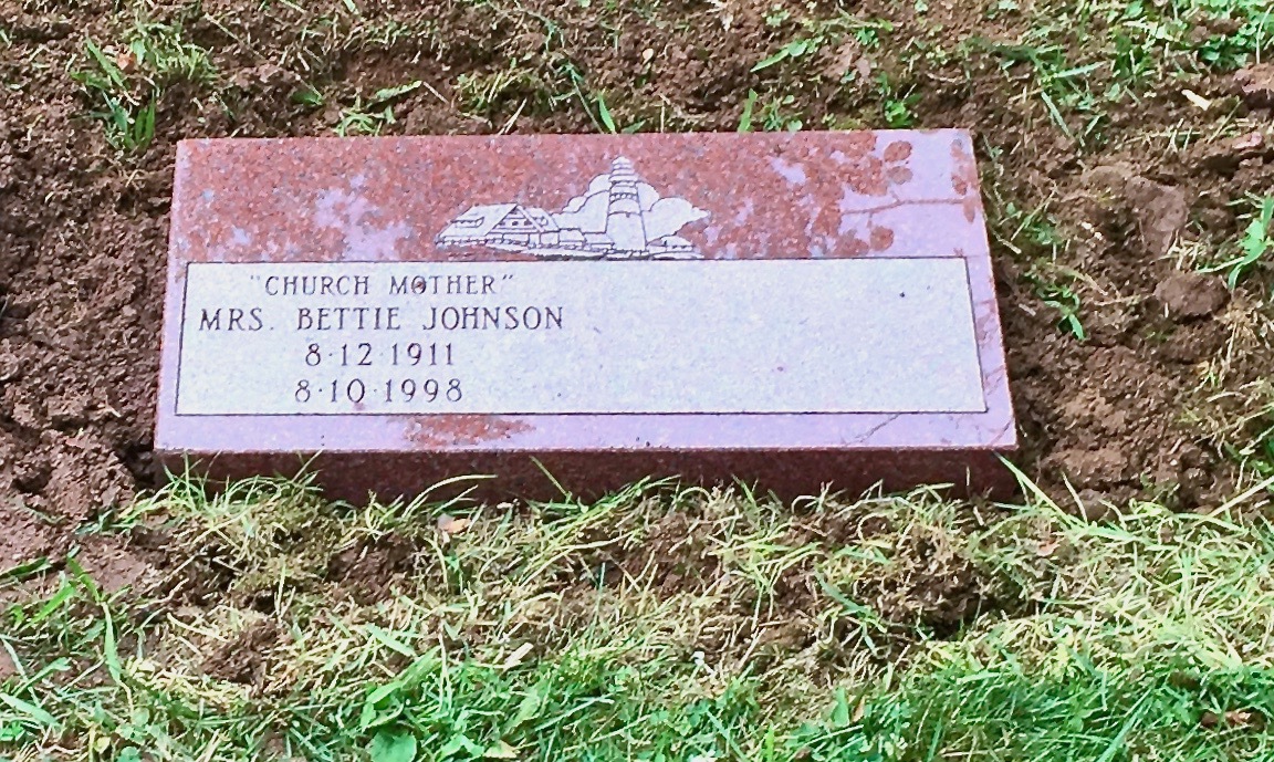 flat stone grave marker by Monroe Monuments in Northern New Jersey — example 11